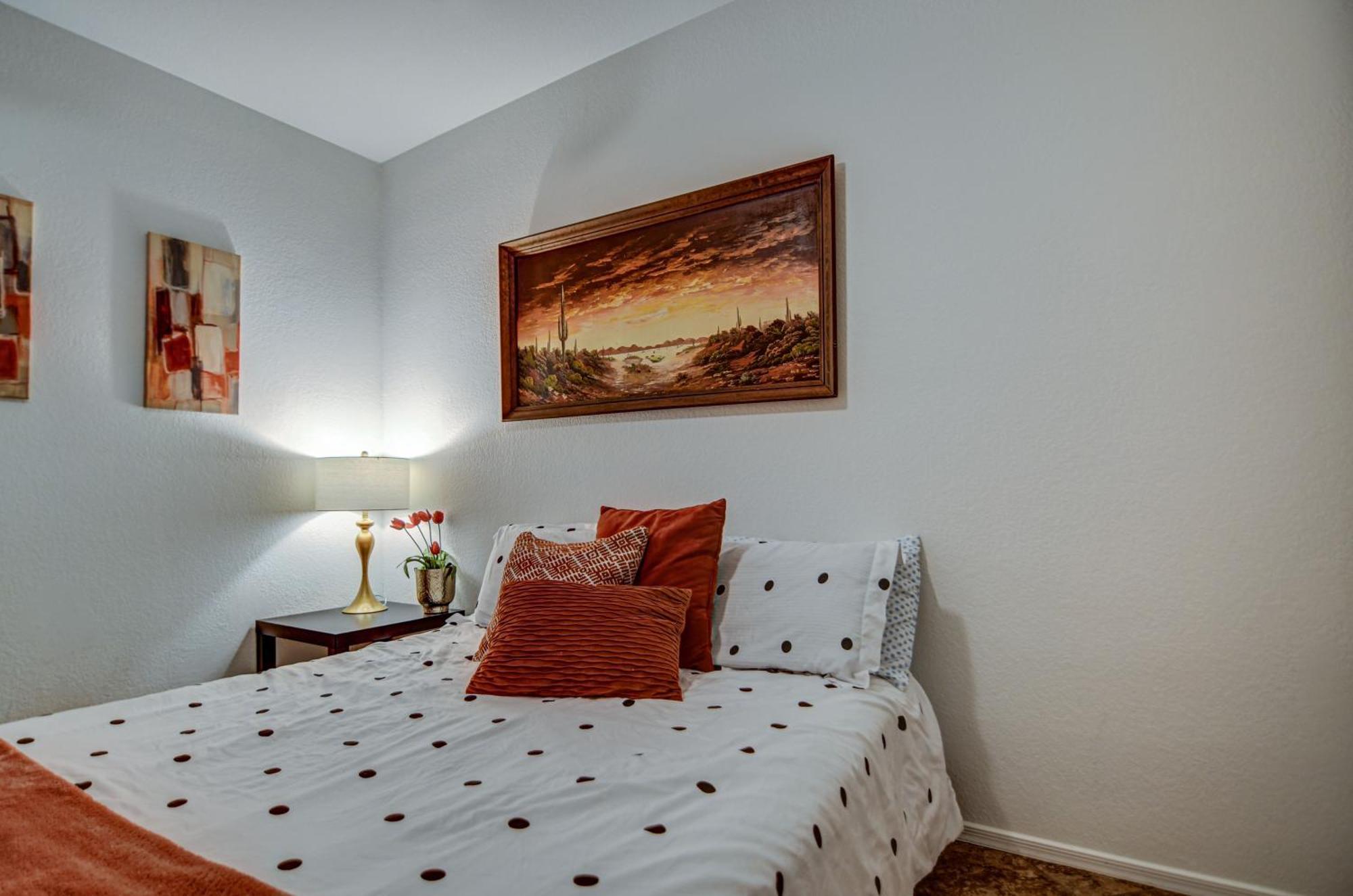Вілла Route 66 Oasis In Downtown Gilbert With Heated Pool & Mini Golf Екстер'єр фото