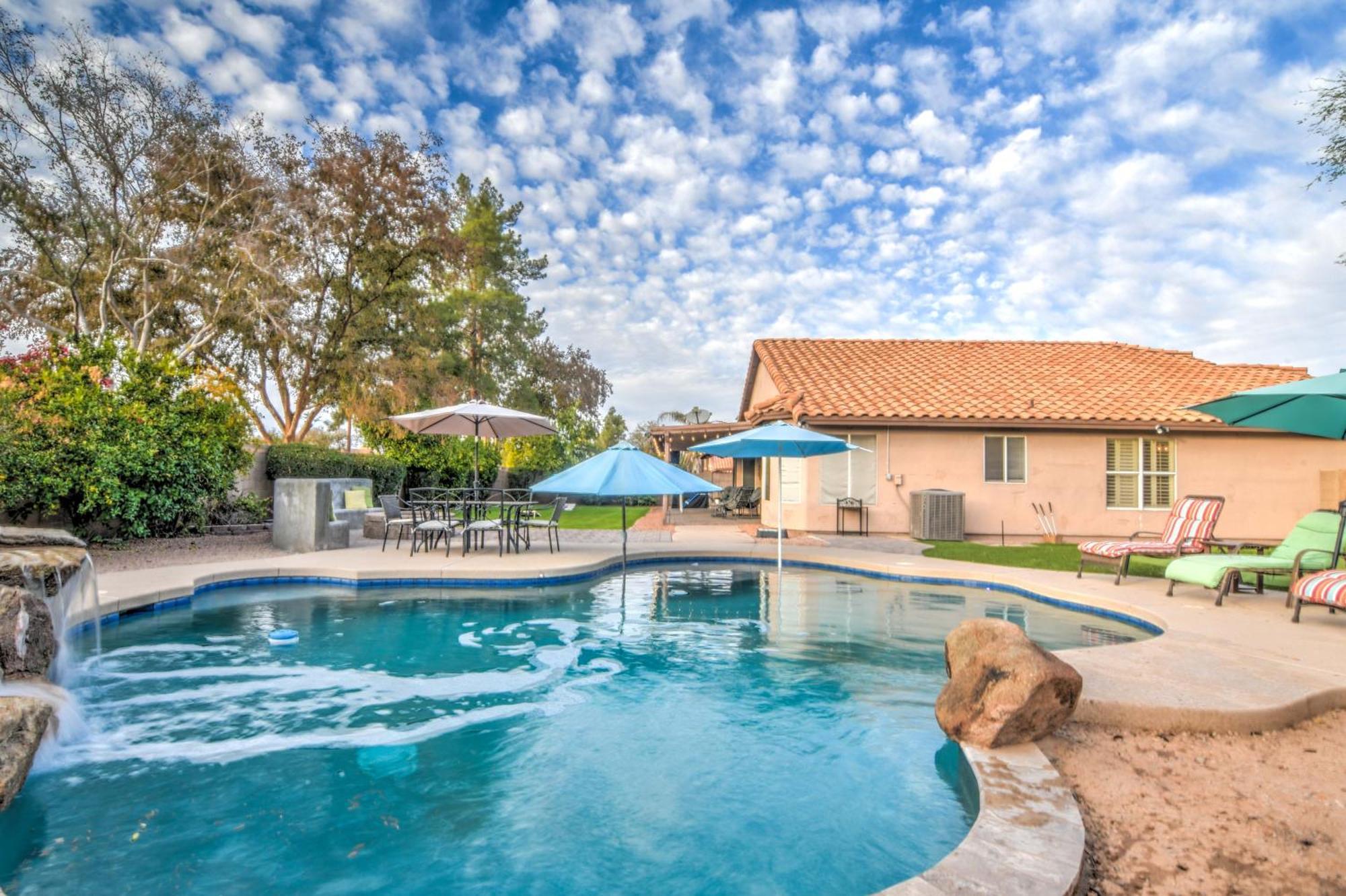 Вілла Route 66 Oasis In Downtown Gilbert With Heated Pool & Mini Golf Екстер'єр фото