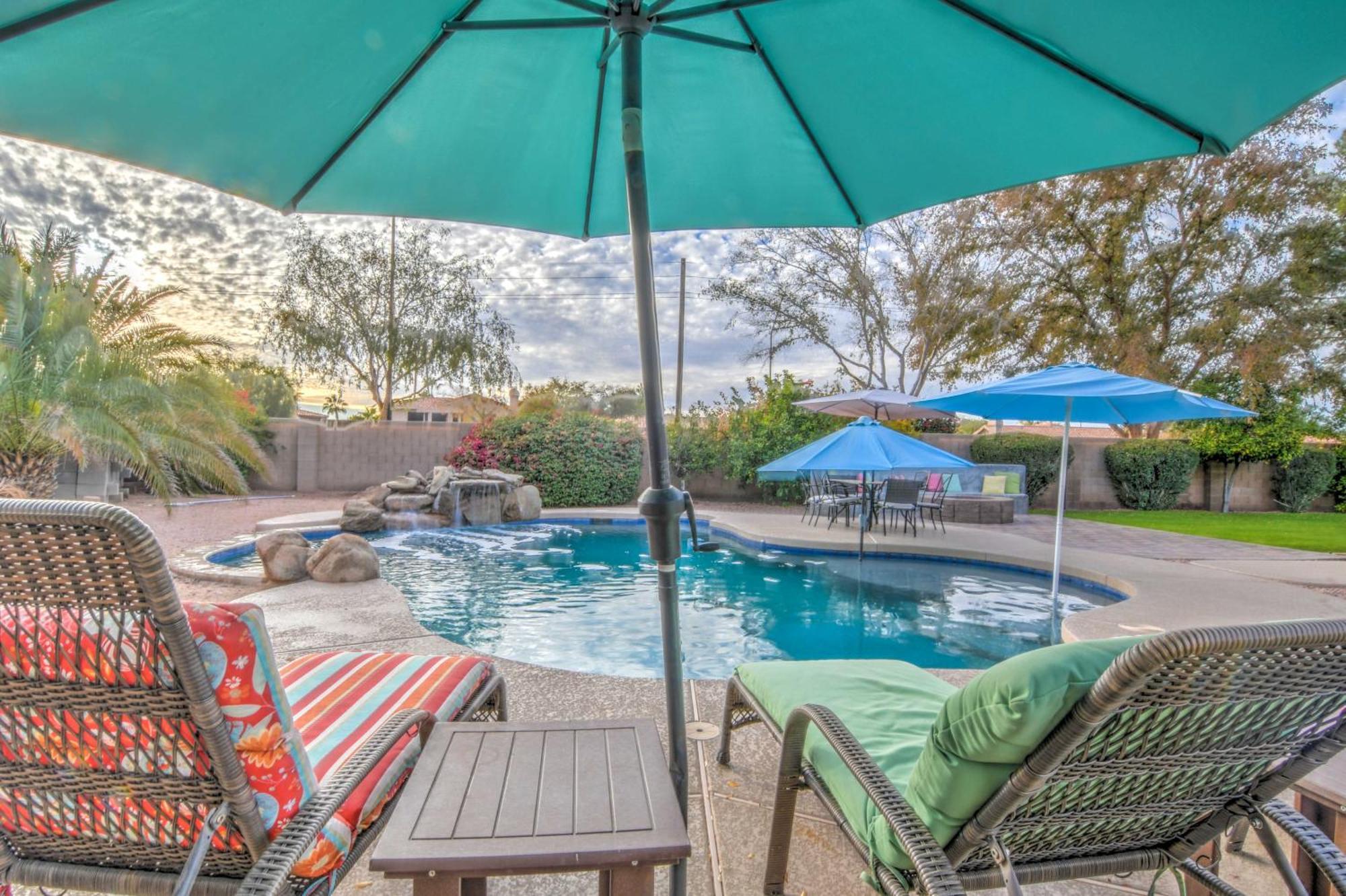 Вілла Route 66 Oasis In Downtown Gilbert With Heated Pool & Mini Golf Екстер'єр фото